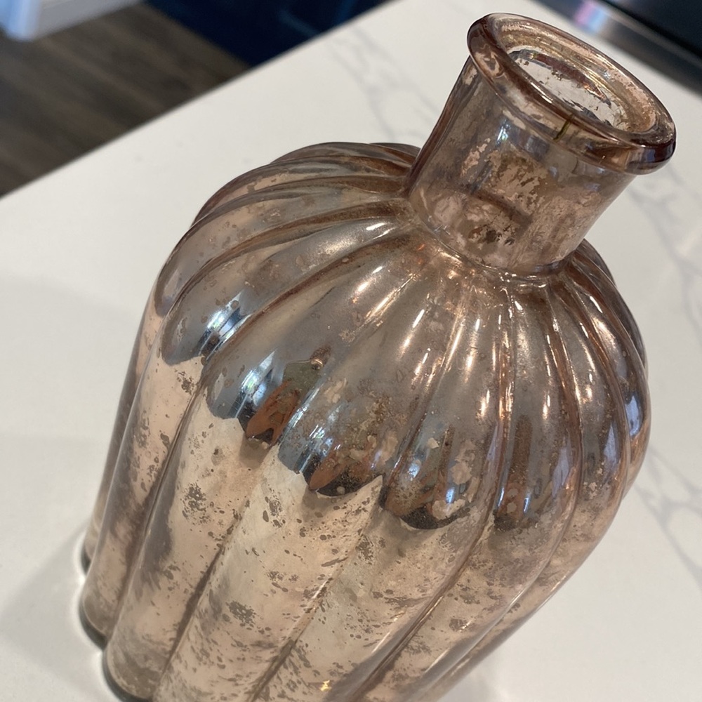 Anthropologie Vase - Picture 6 of 7